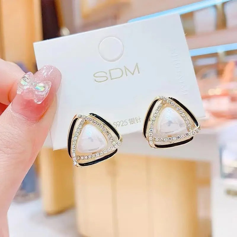 Rhinestone Triangular Pearl Studs