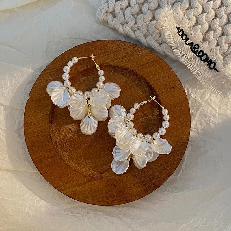 Lightweight Pearl Shell Flower Drop Hoop Earrings