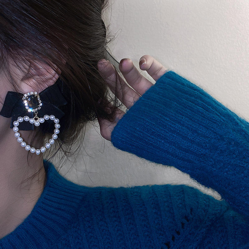 Pearl Around Heart & Bow Knot Oversized Stud Earrings