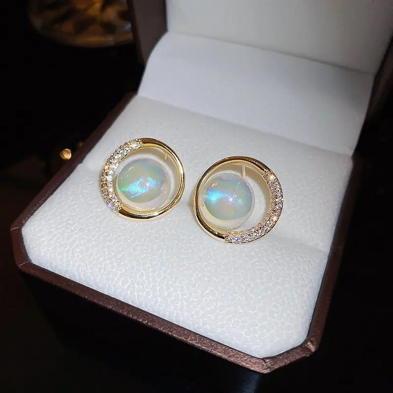 Exquisite Mermaid Pearl Round Stud Earrings