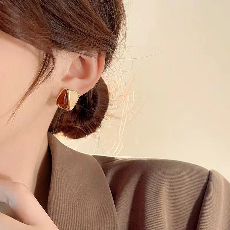 Caramel Square Stud Earrings