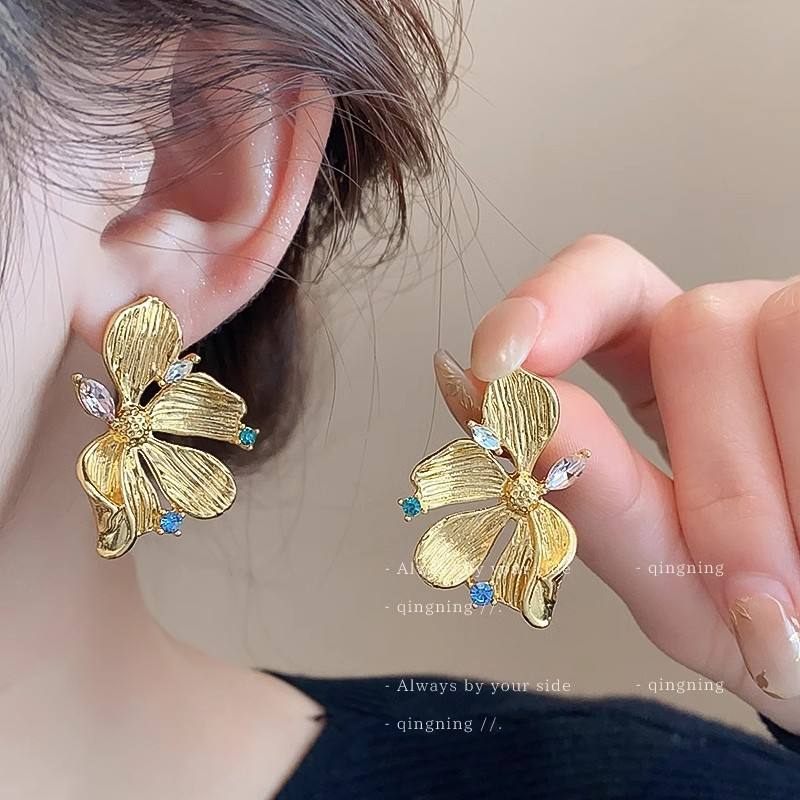 Multi-Colored Stones Exquisite Flower Stud Earrings