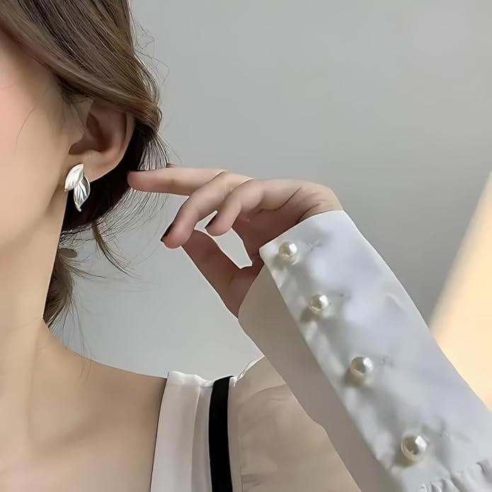 Korean Leaf Shape Studs earing