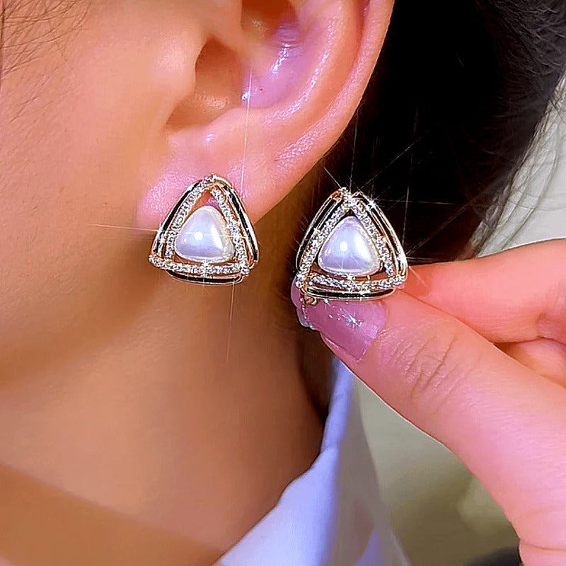 Rhinestone Triangular Pearl Studs