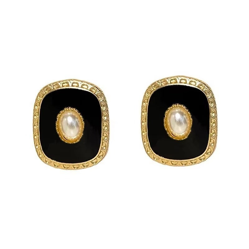 Retro Square Pearl Earrings