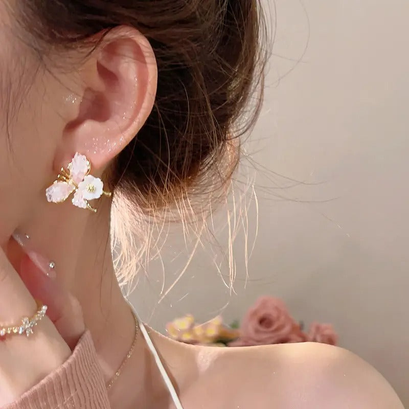 Cute Gradient Color Crystal Butterfly Stud Earrings