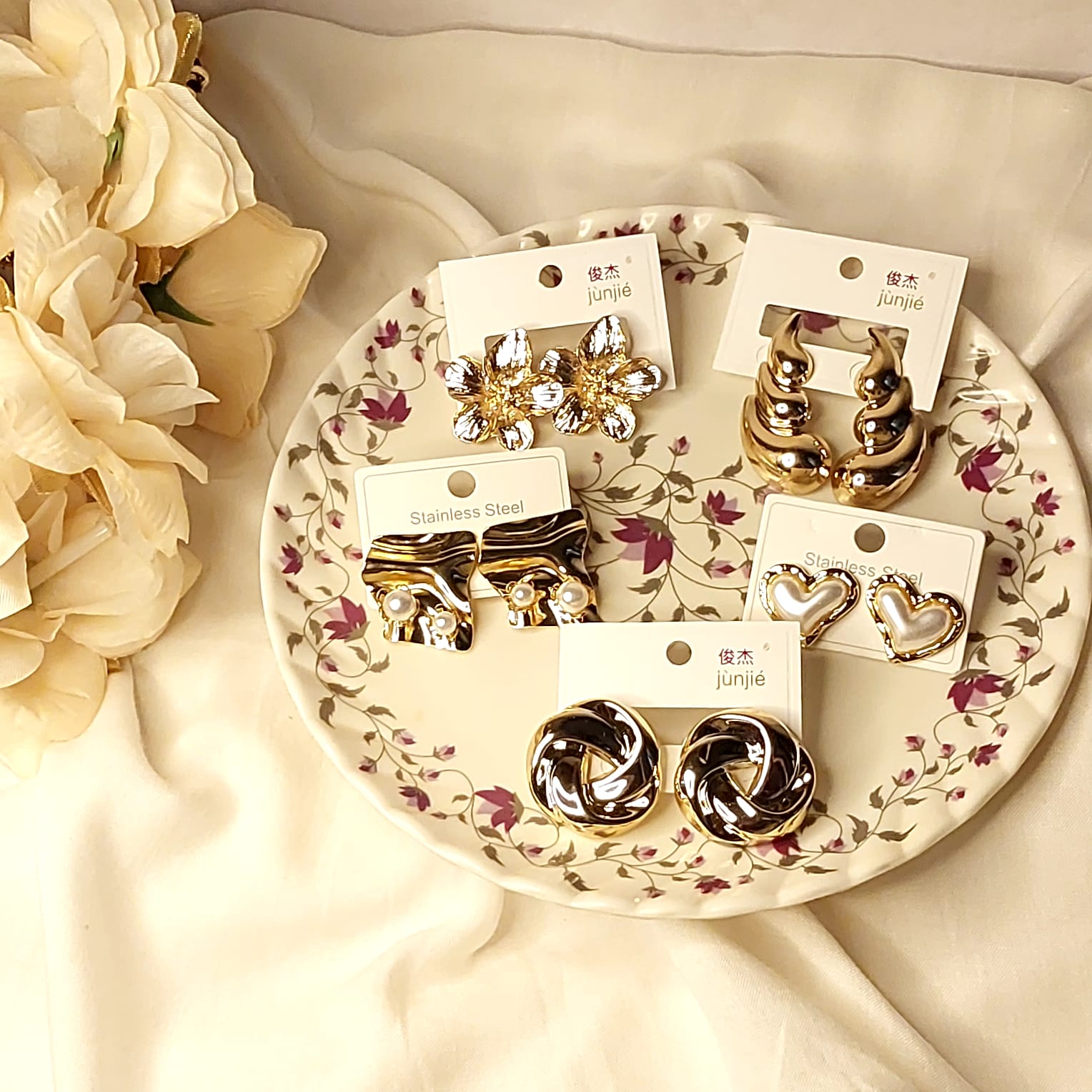 🌸 5 Combo Pack | Anti-Tarnish Korean Earrings Set 💕✨