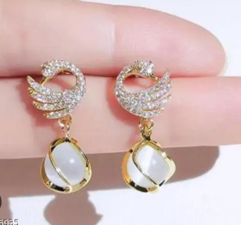 Fashionable Bird Wings Design Earrings Unique Designer Party Wear Jewelry