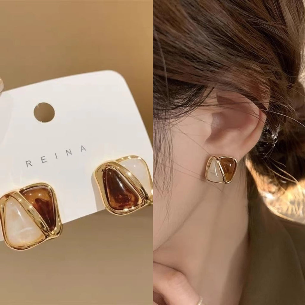 Caramel Square Stud Earrings