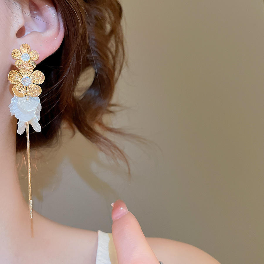 Versatile Floral Tassel Earrings