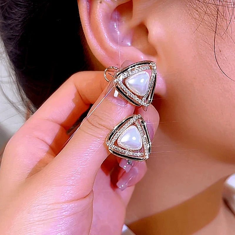 Rhinestone Triangular Pearl Studs