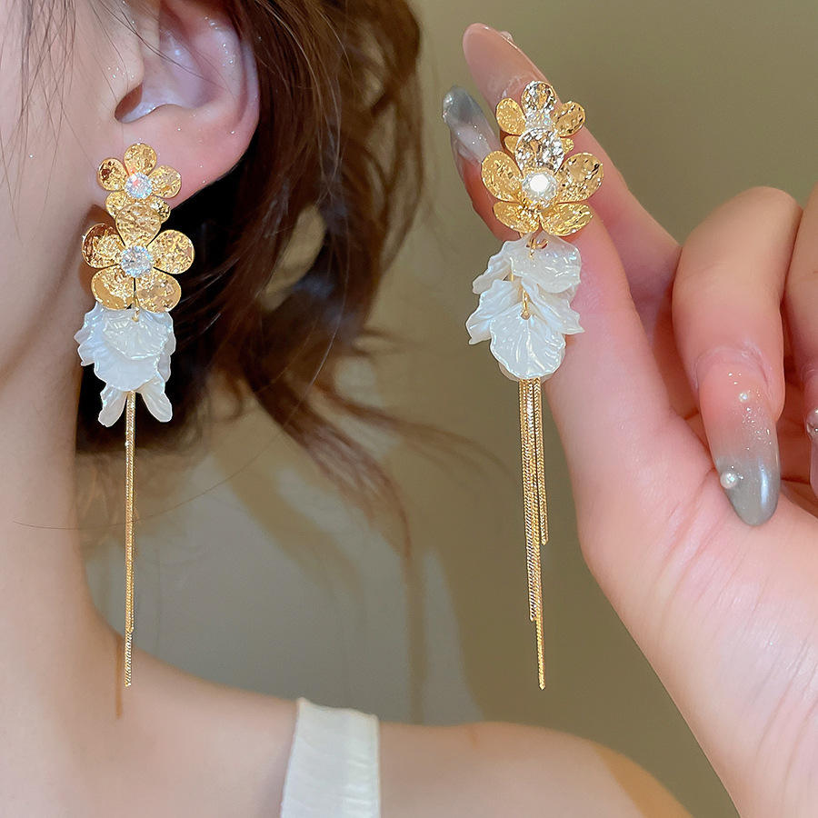 Versatile Floral Tassel Earrings