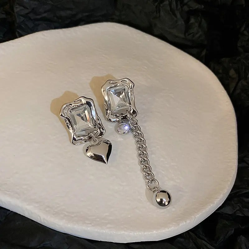 ❄️ Asymmetrical Cool Style Crystal Cuban Chain Tassel Earrings ❄️